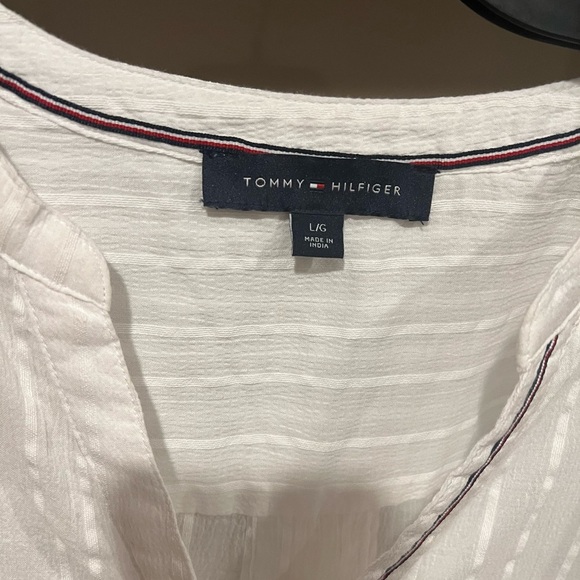 Tommy Hilfiger Cream Buttoned Long Sleeve Blouse - Picture 2 of 5